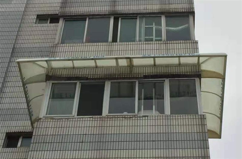 陽光房遮陽篷讓室內(nèi)不再高溫難耐！